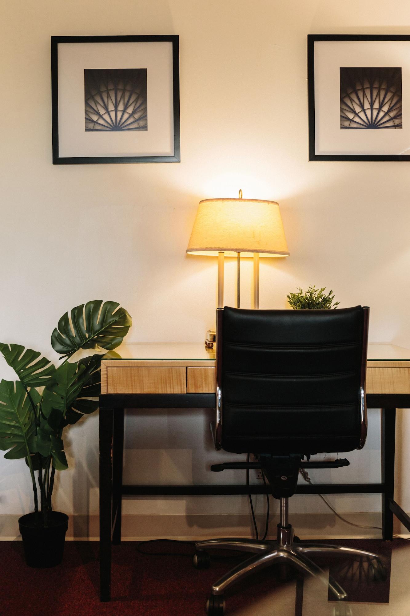 Stamford Suites (Adults Only) מראה חיצוני תמונה