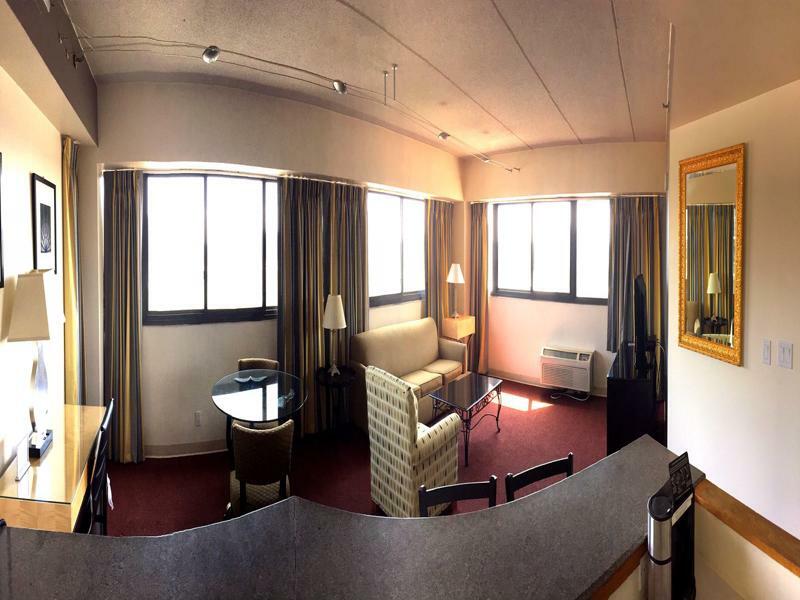 Stamford Suites (Adults Only) מראה חיצוני תמונה